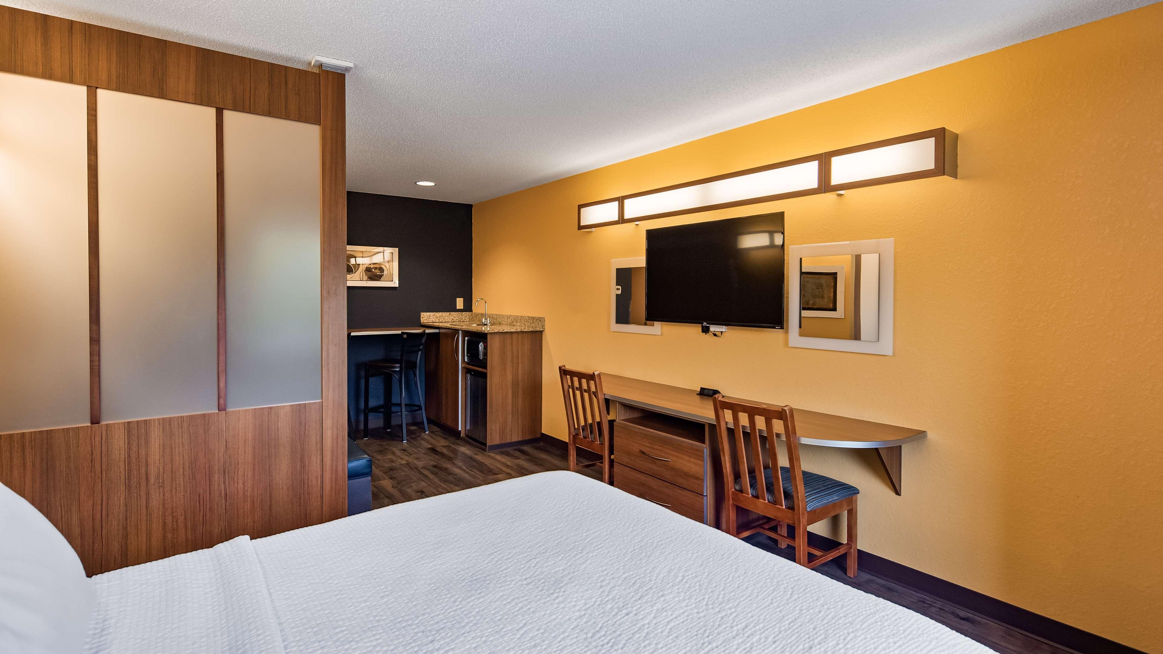 Surestay Plus Hotel By Best Western Keyser Екстериор снимка