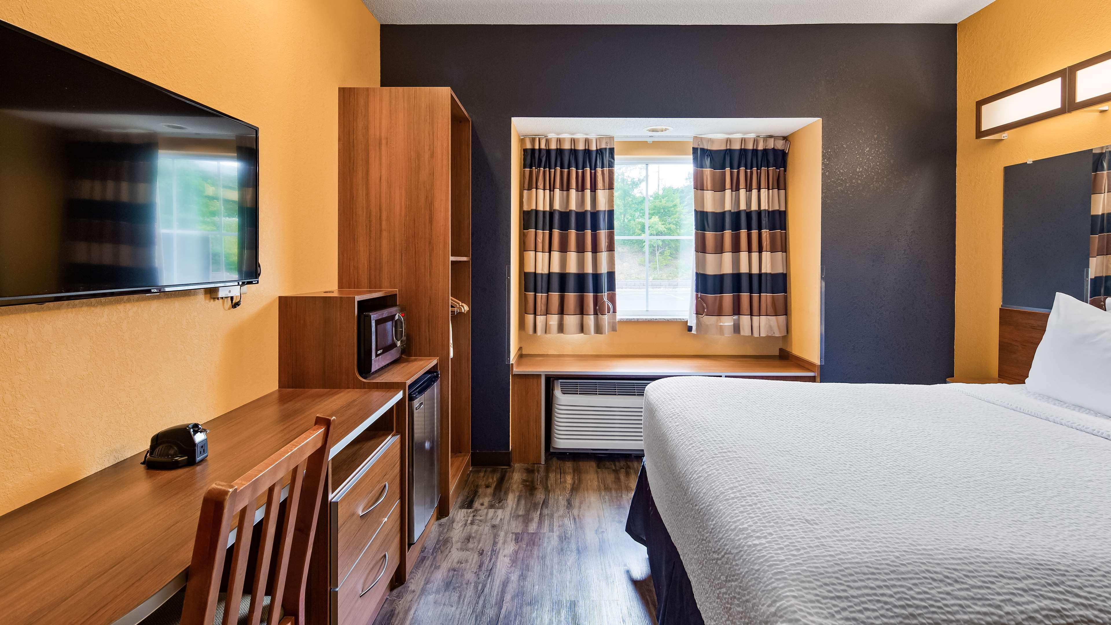 Surestay Plus Hotel By Best Western Keyser Екстериор снимка