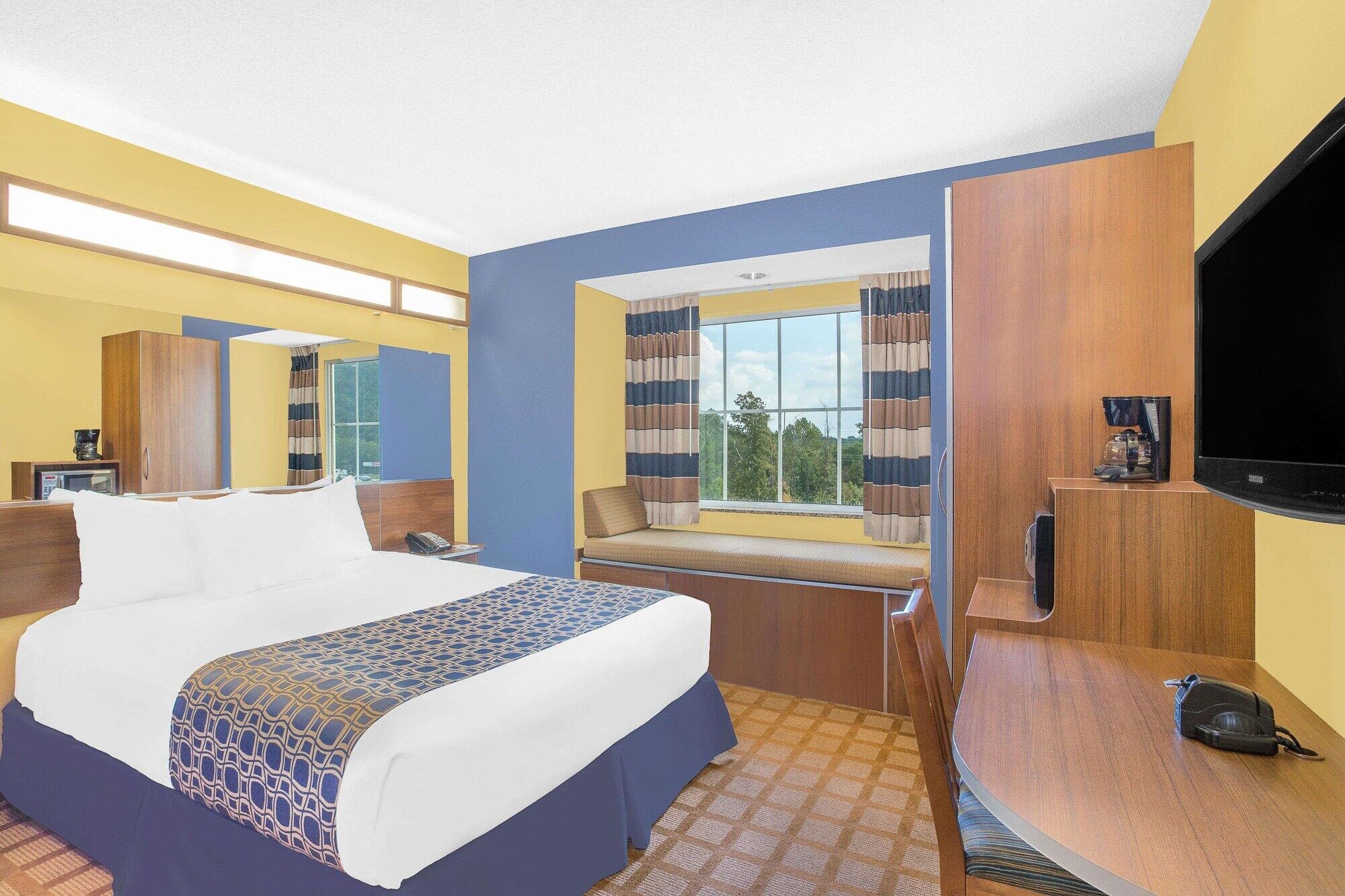 Surestay Plus Hotel By Best Western Keyser Екстериор снимка